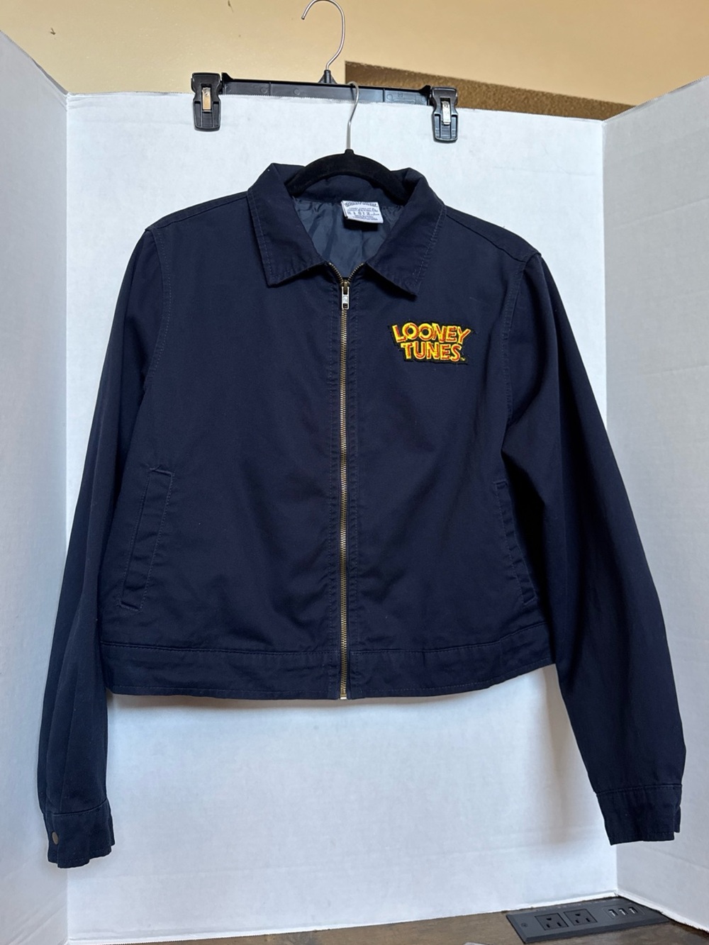 Looney Tunes Jacket Womens Large Blue Bugs Bunny Thats All Folks Full Zip Bomber